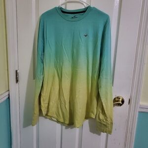Hollister Green & Yellow Ombre Gradient Long Sleeve Curved Hem Tee L